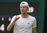 开云平台-温网翻盘联合杯，兹维列夫高光表现