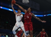 开云体育APP下载-双外援联手发威，球队豪取四连胜