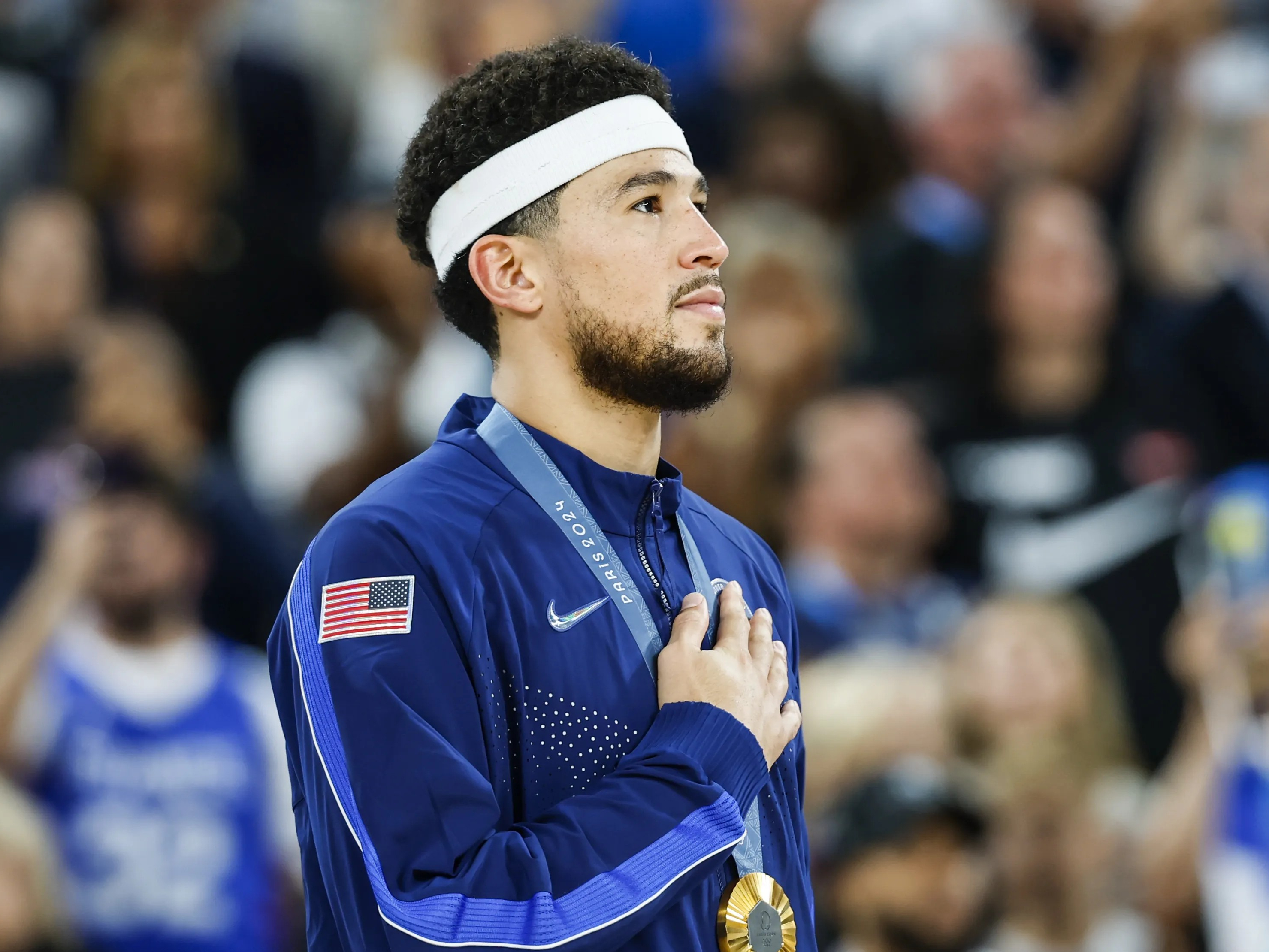 美国前锋表现出色入选最佳阵容！