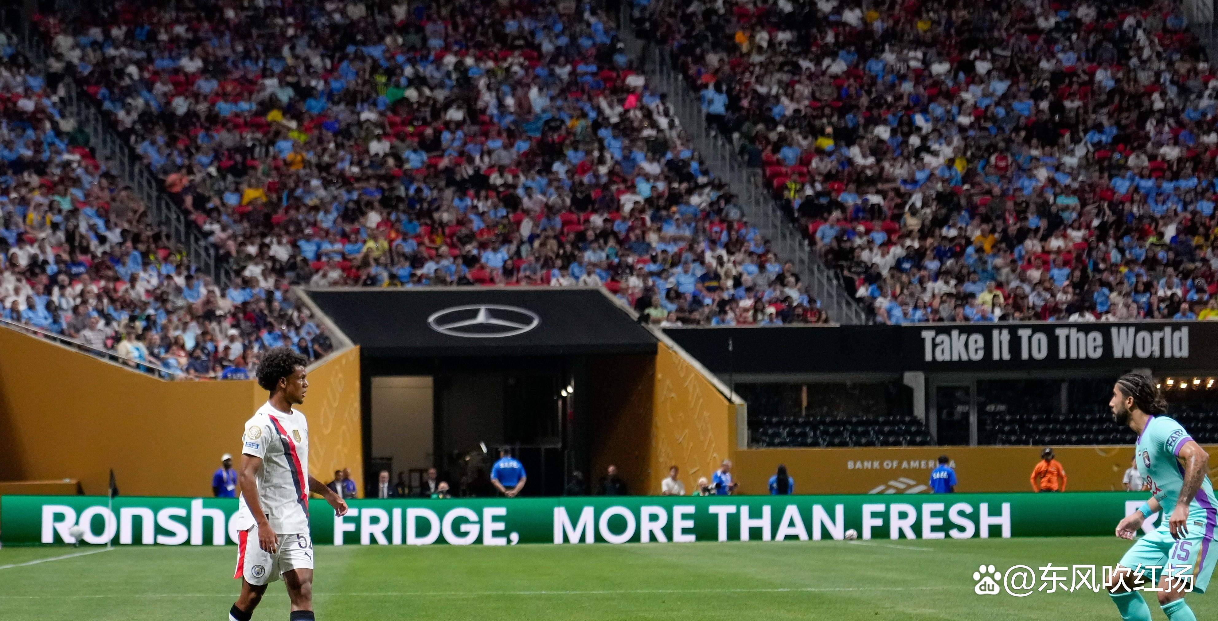 关于曼城主场大胜扩大领先优势的信息