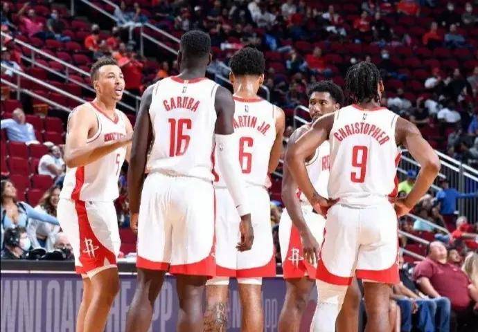 火箭主场反超老鹰，取得势不可挡胜势