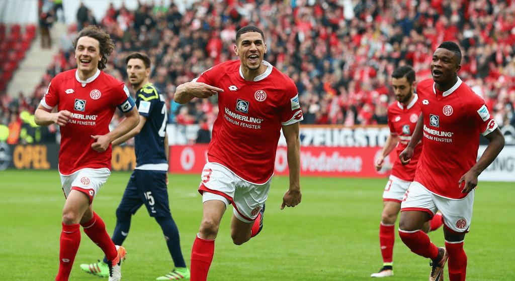 比勒费尔德主场大胜美因茨，稳固领先优势的简单介绍