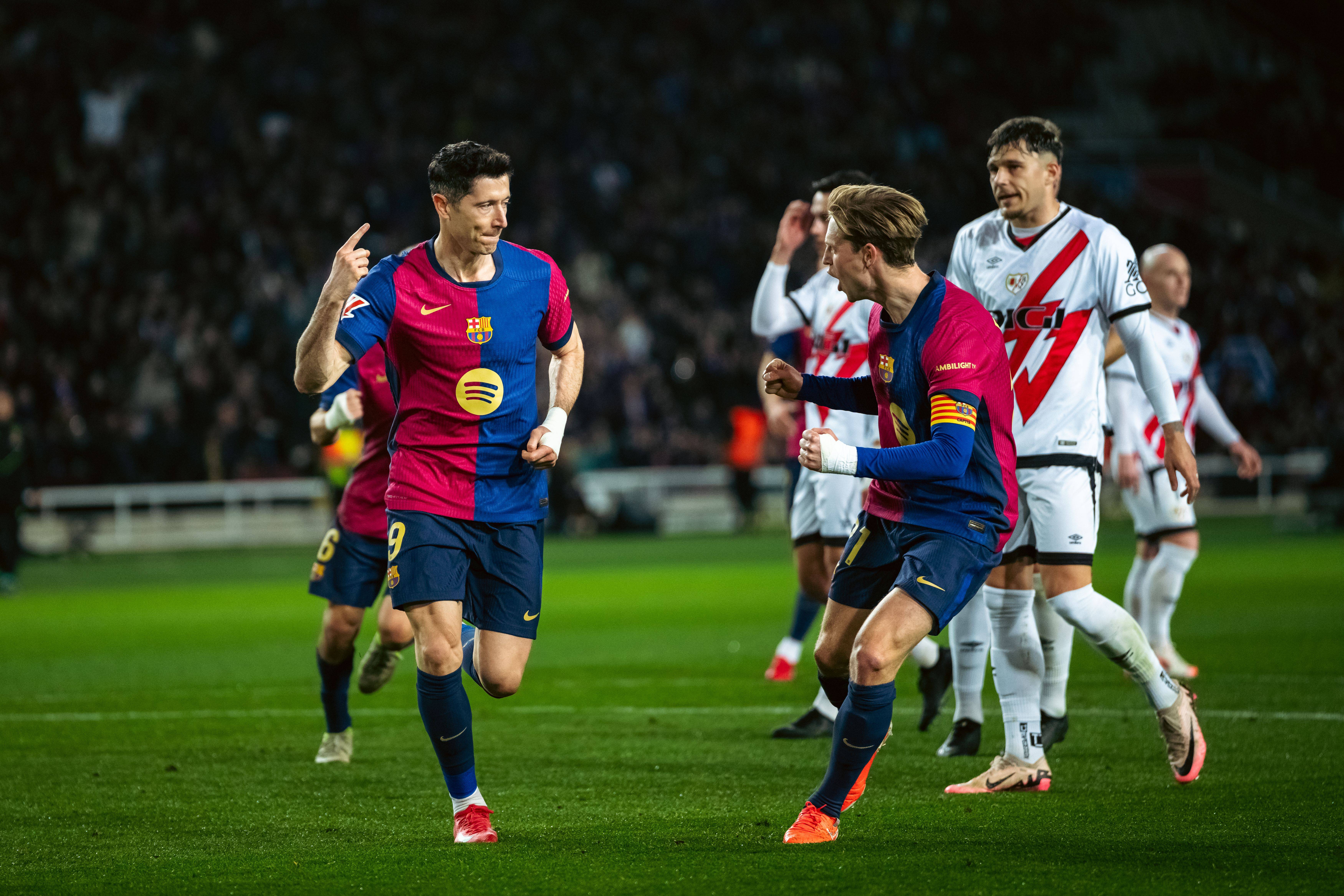 马德里竞技连胜巴塞罗那,稳坐西甲榜首 马德里竞技连胜巴塞罗那,稳坐西甲榜首