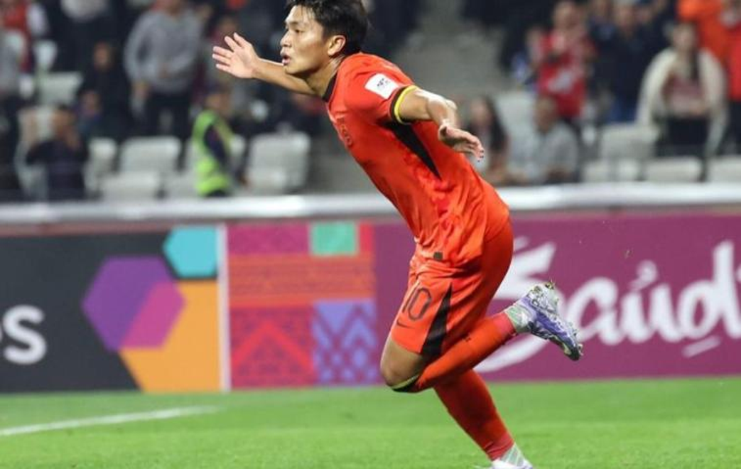 一番巅峰对决，国内球队惊险获胜晋级下一轮比赛的简单介绍