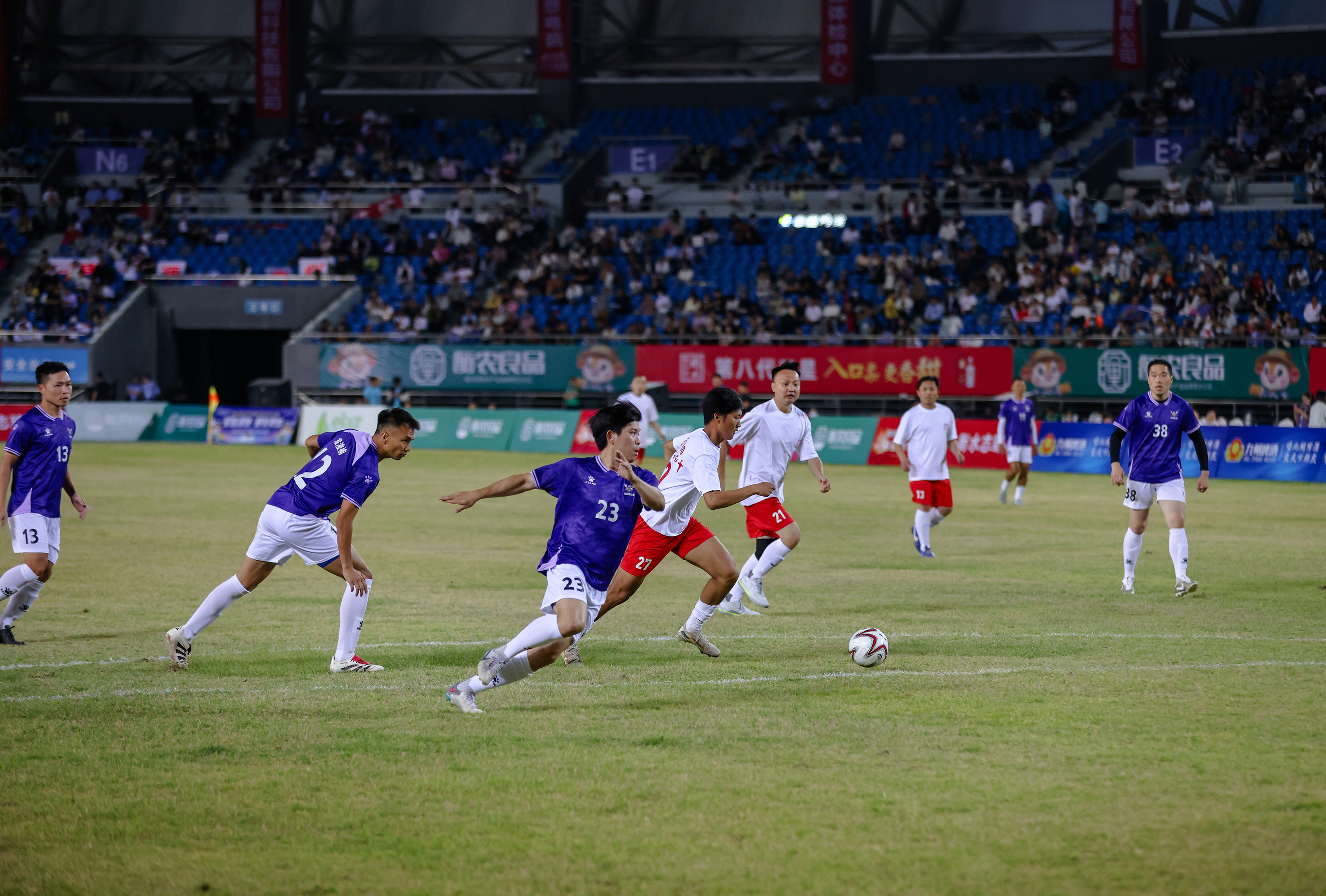 包含强队争锋,国际足球比赛精彩连连的词条 包含强队争锋,国际足球比赛精彩连连的词条