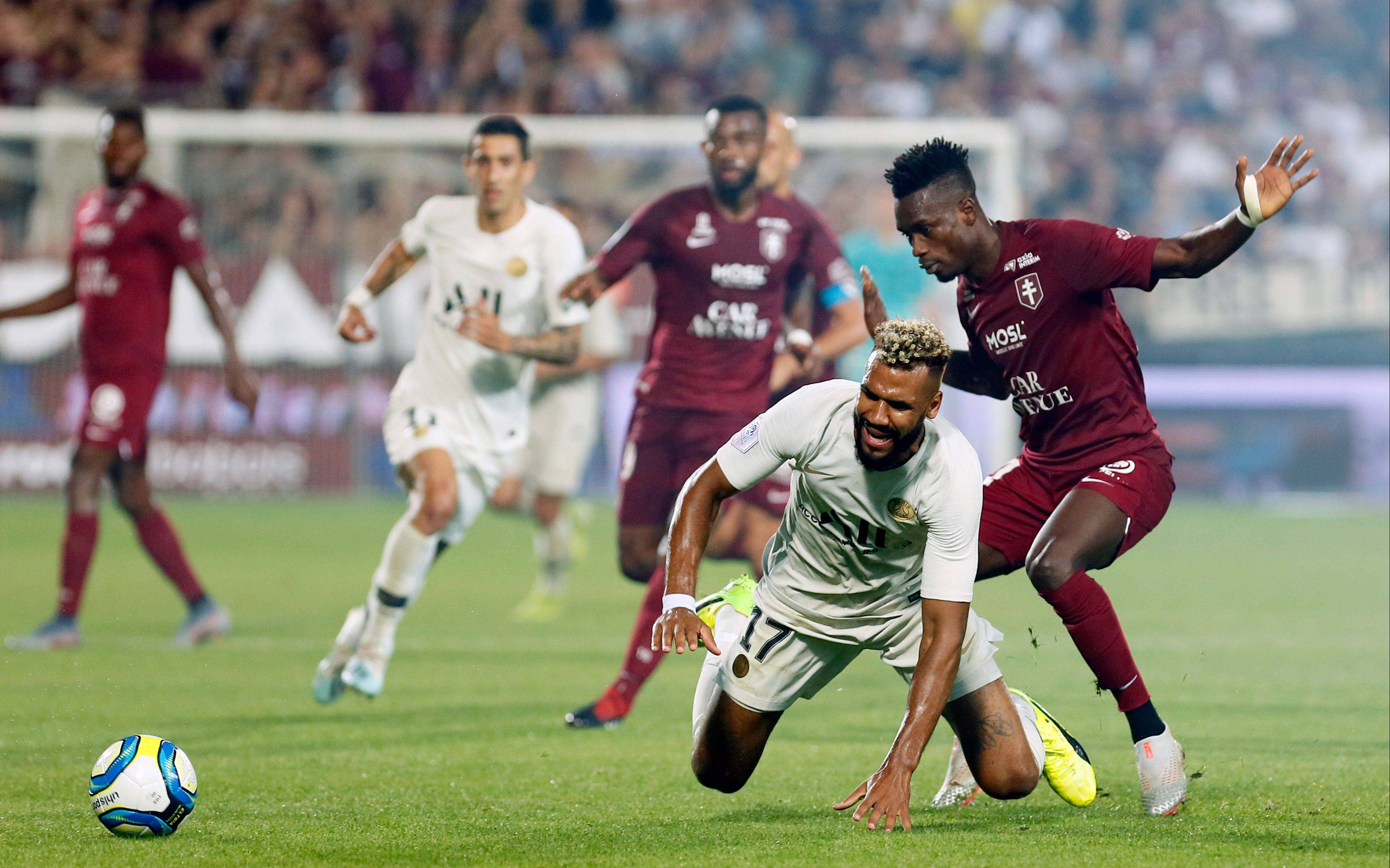 包含强队争锋,国际足球比赛精彩连连的词条 包含强队争锋,国际足球比赛精彩连连的词条