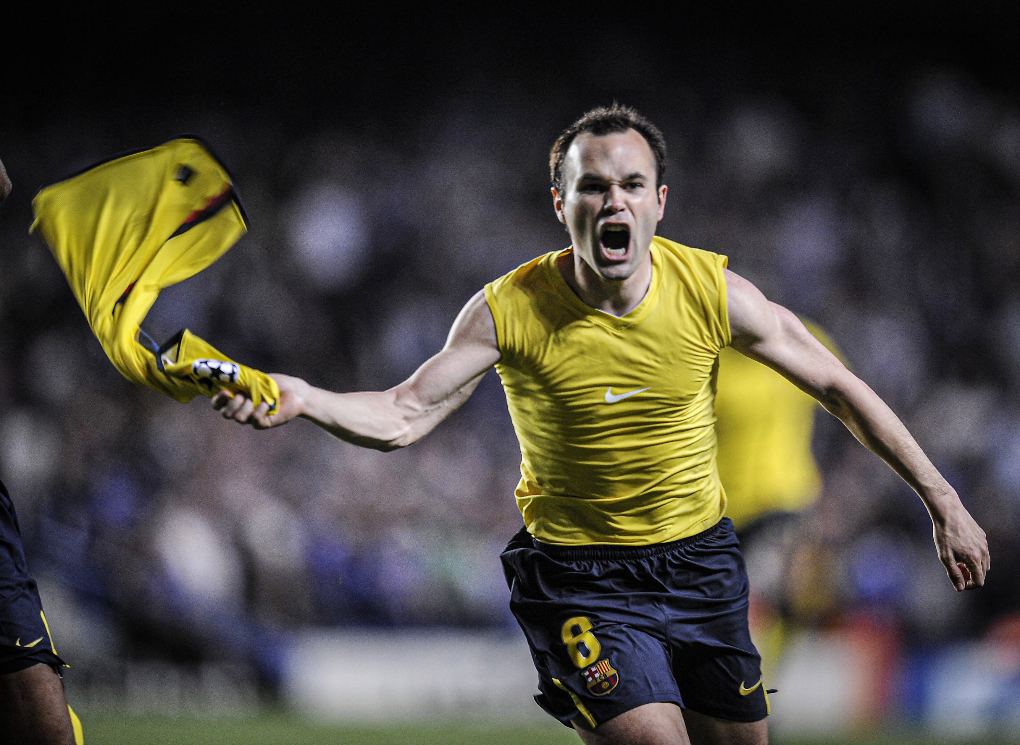 足球选手刷新世界纪录，震撼全场