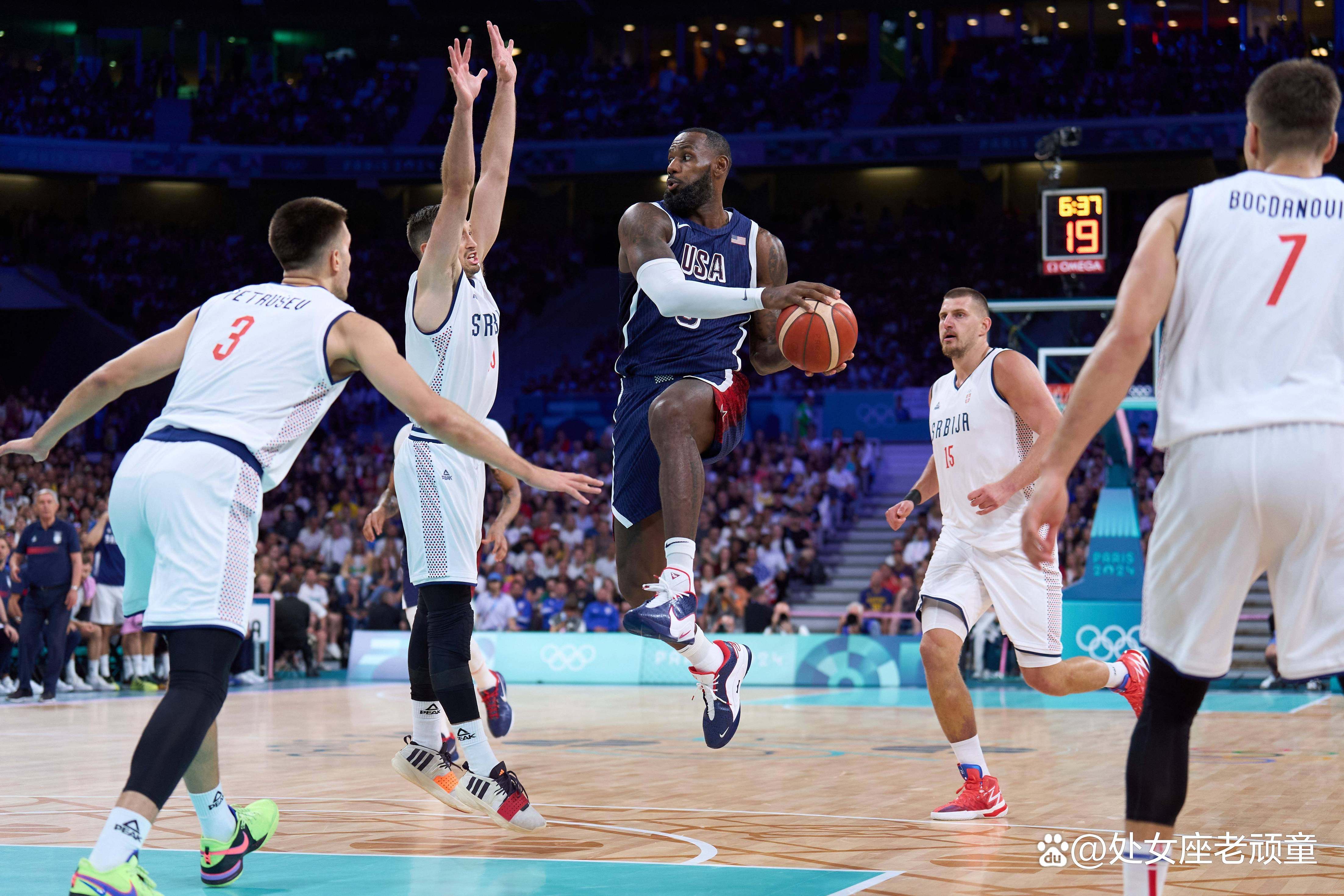 美国篮球队战胜强敌，晋级决赛