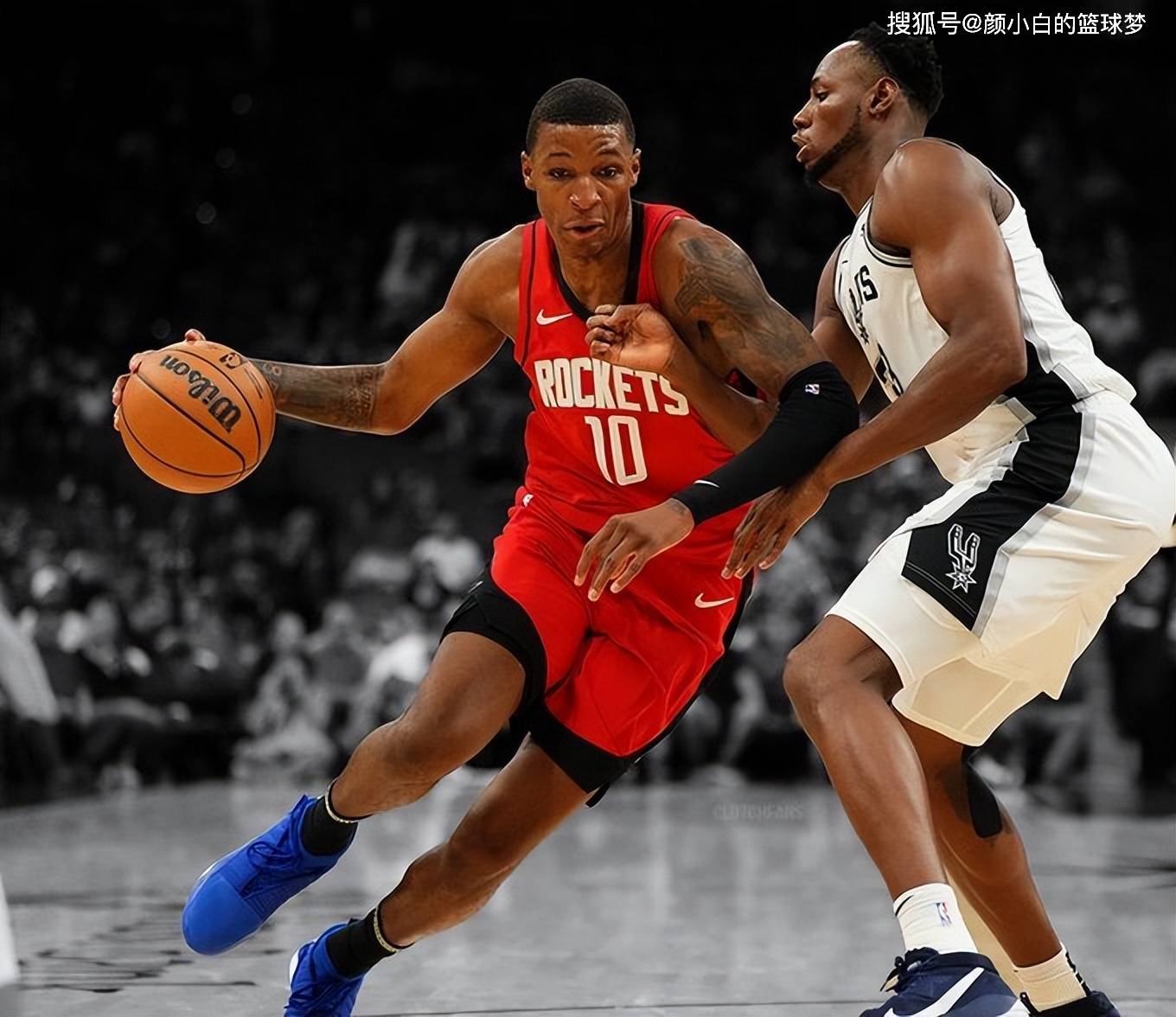 篮球惊险逆转取胜,粉丝狂欢不已 篮球惊险逆转取胜,粉丝狂欢不已