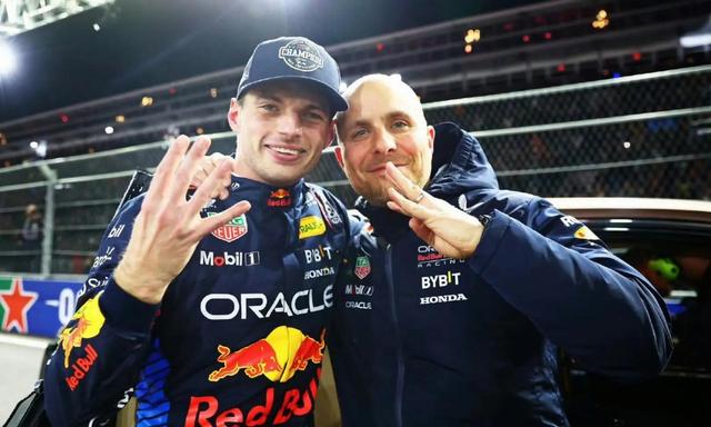 关于法拉利轻取威廉姆斯，皮亚斯特里扛起全队的信息