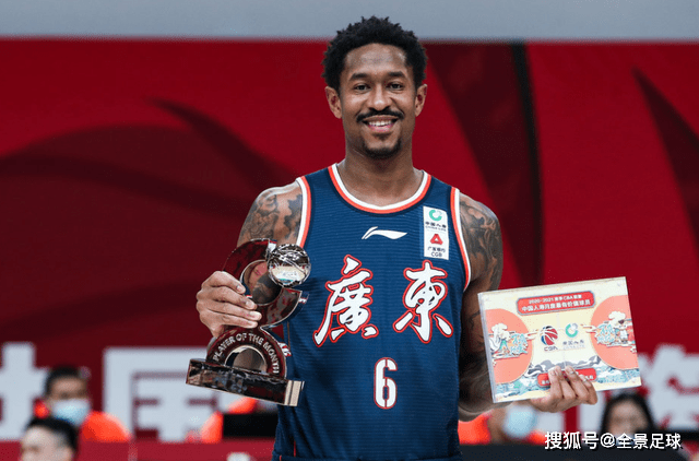 广东队完胜骑士，库里扛起全队