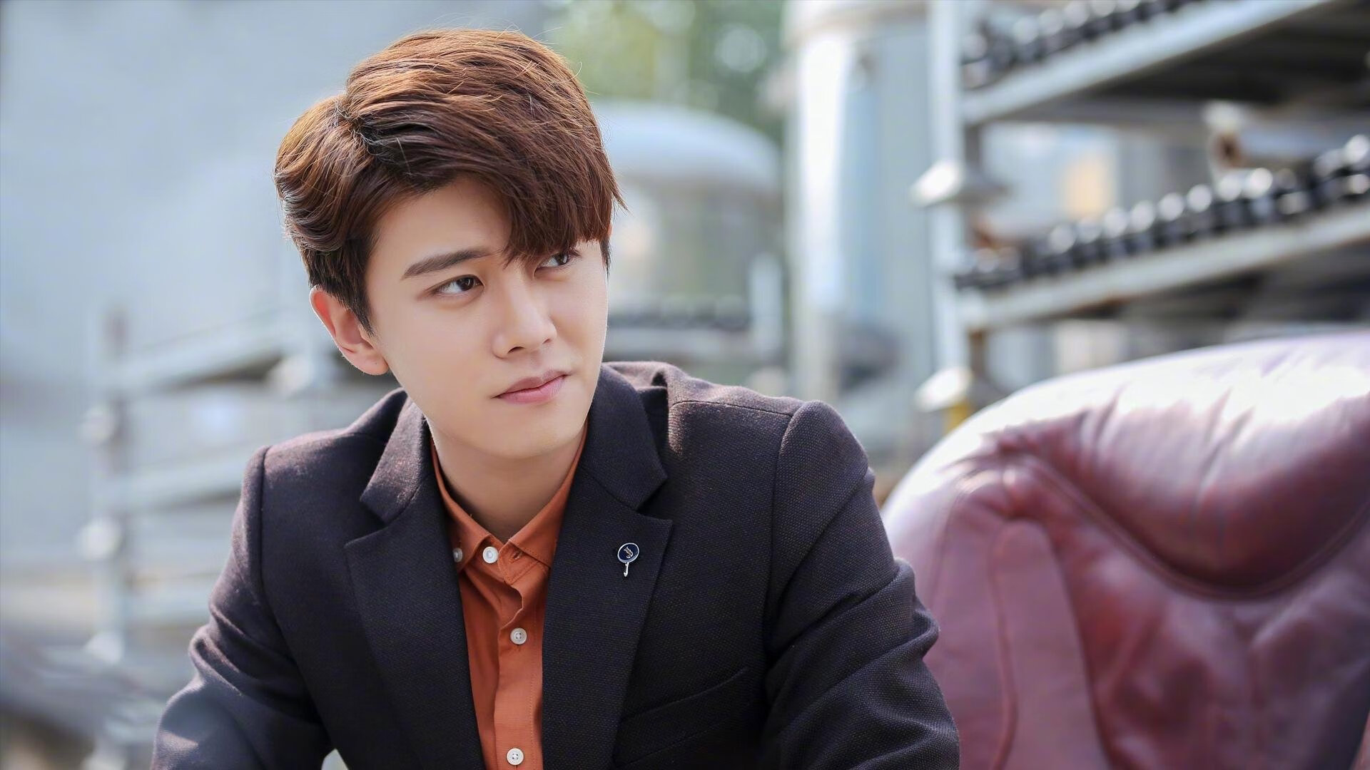 沉肩,起飞,在最后零点一秒,最强高中生如何让嘘声变静默