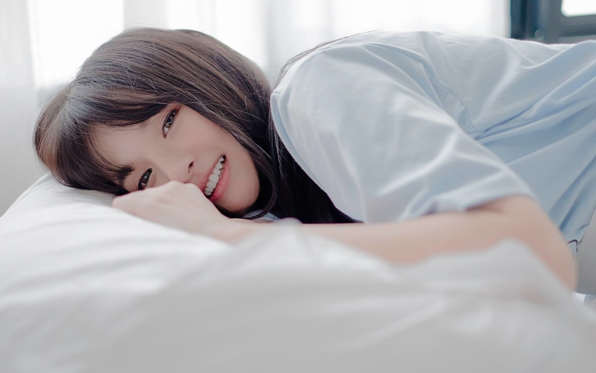 当安菲尔德引擎轰鸣，足球与F1的多维宇宙接管战