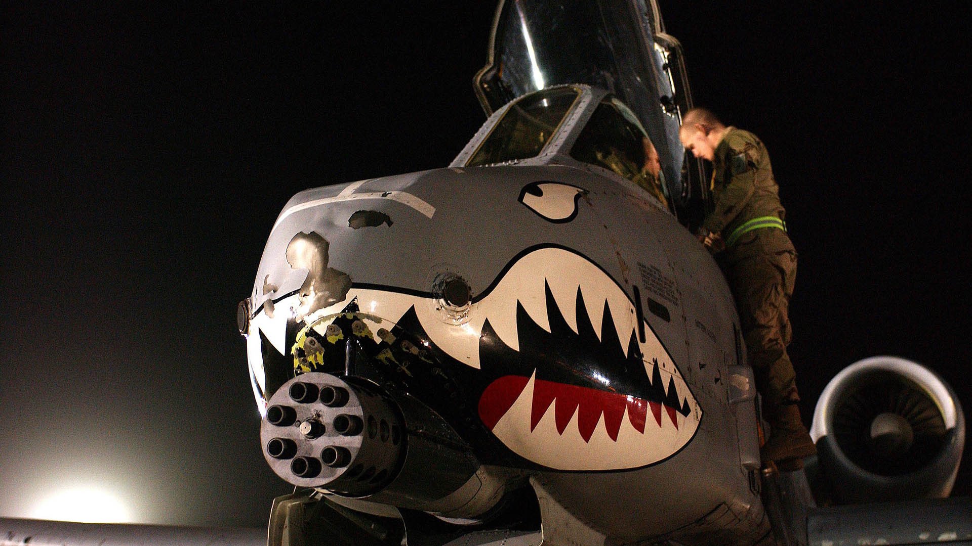 夜光下的传奇，卡拉斯科在季后赛抢七之夜的制胜一击