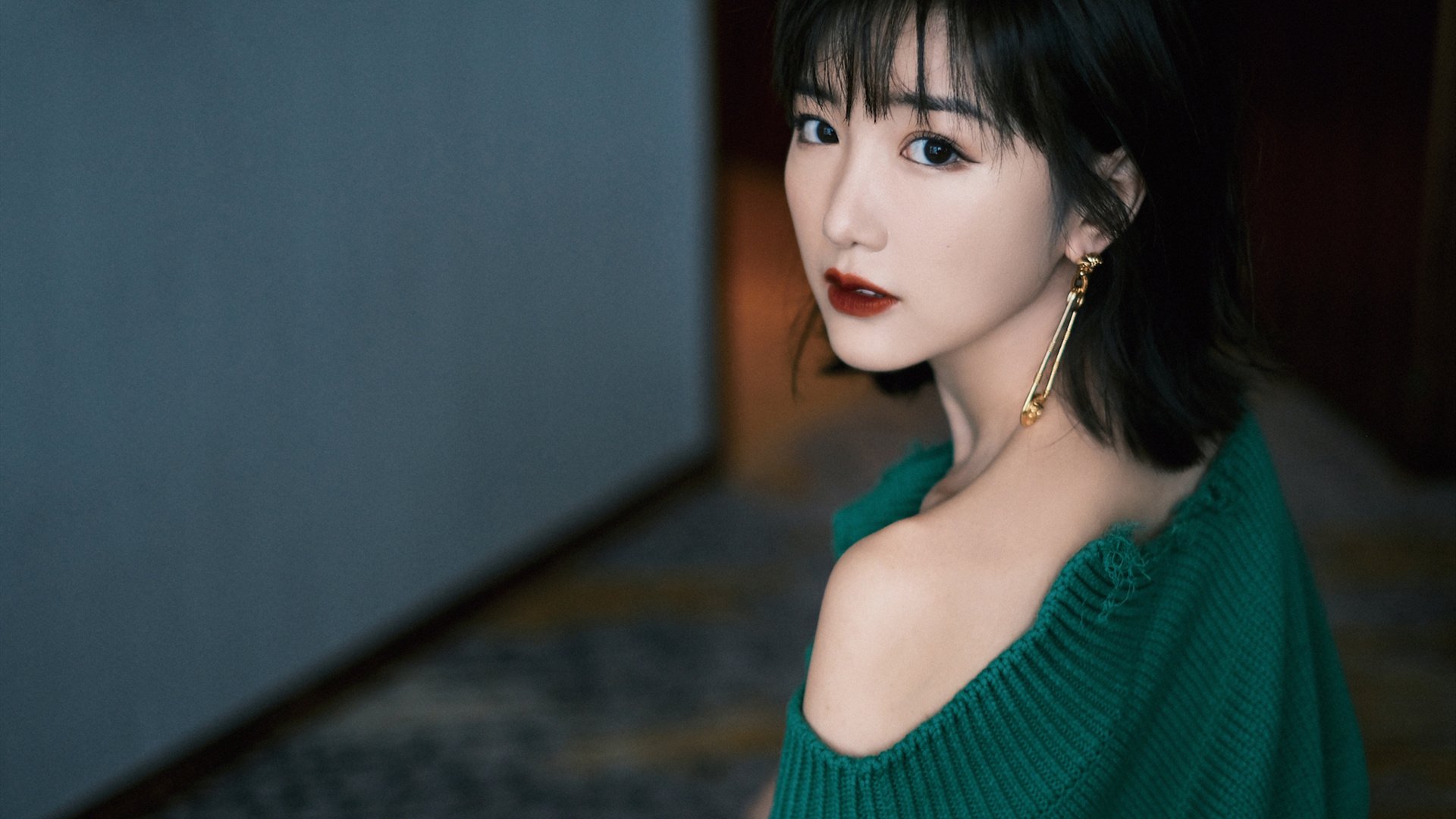 绝命枪声刺穿布鲁克林，利拉德冰冷三分书写马刺晋级史诗