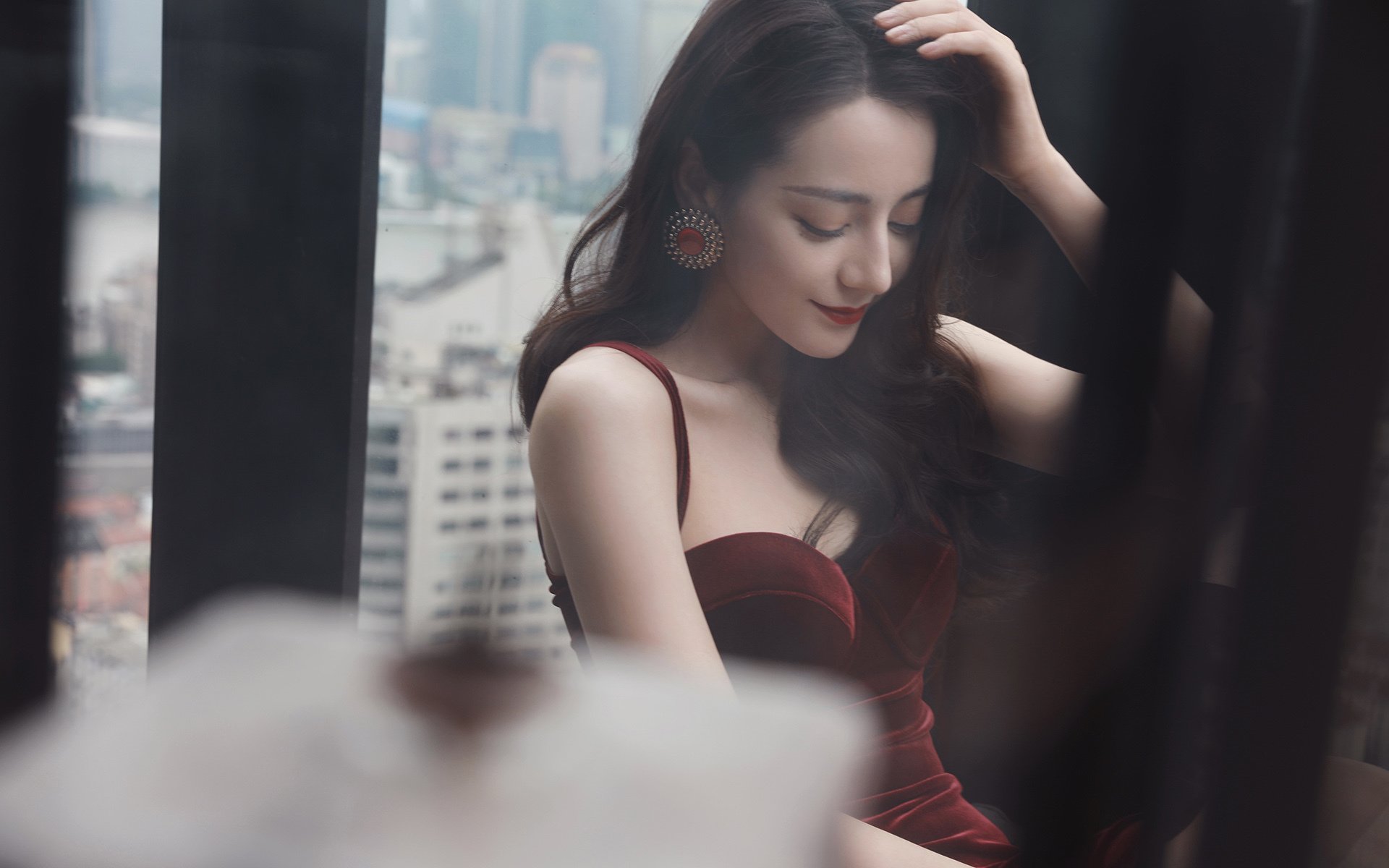这是一篇围绕您指定关键词展开的创意文章。在足球世界里，强强对话通常属于传统豪门，但本文将视角聚焦于一场黑马之间的经典对决，凸显唯一性